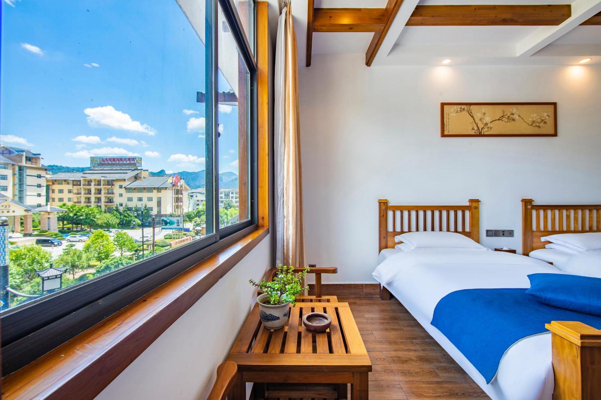 Guihua Road 106Th Hostel Zhangjiajie Extérieur photo